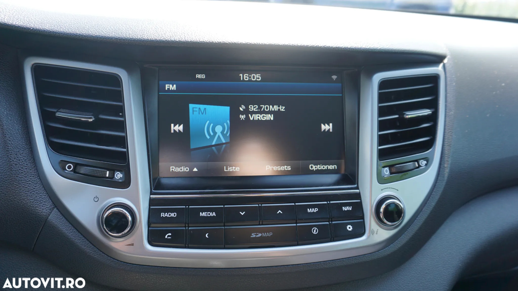 Hyundai Tucson 1.6 T-GDi 4WD 7DCT Luxury - 24