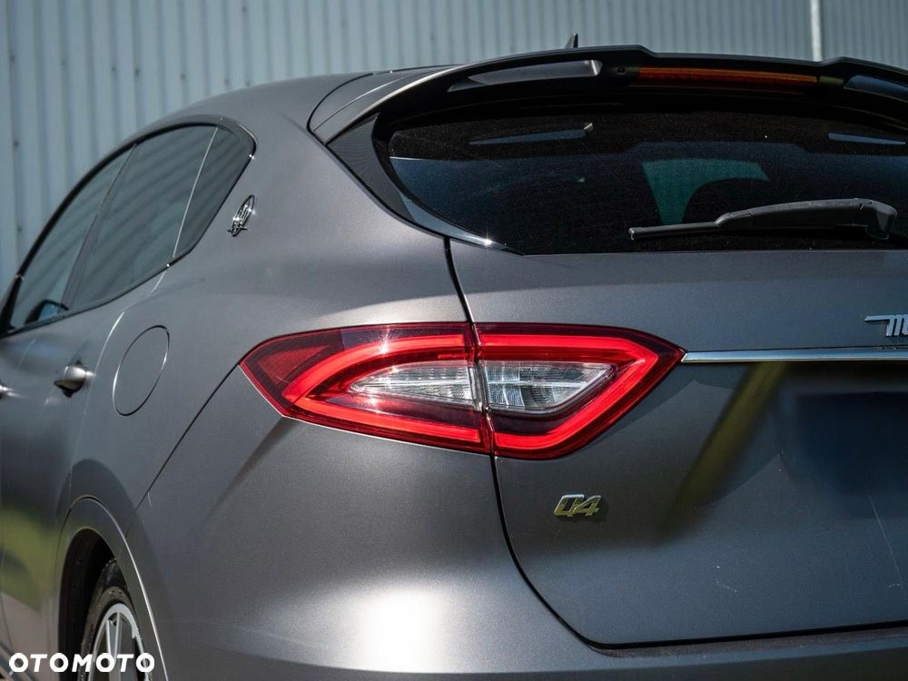 Maserati Levante Essence - 7