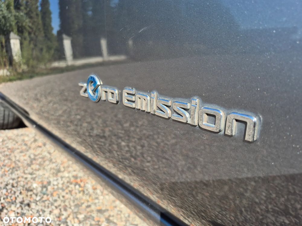 Nissan Leaf 24kWh Tekna - 34