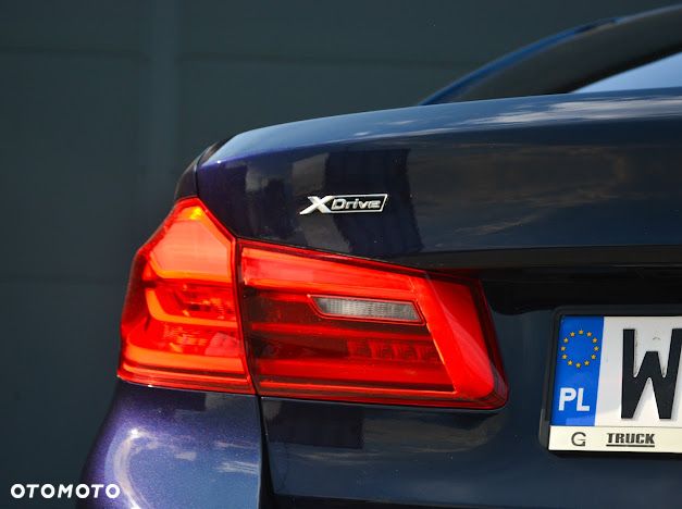 BMW Seria 5 520d xDrive M Sport sport - 17