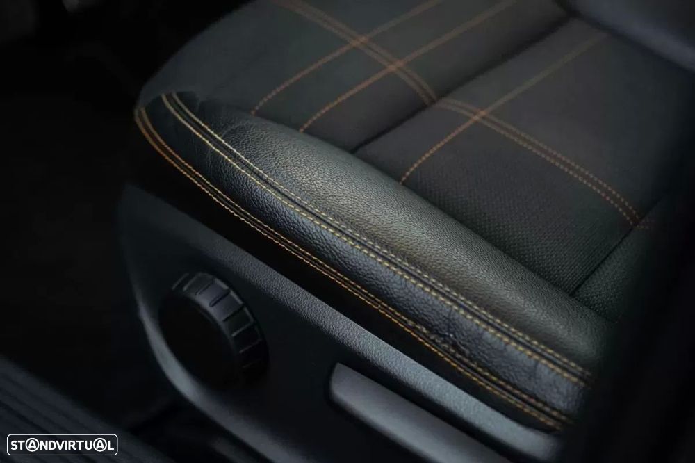 Mercedes-Benz CLA 200 - 14