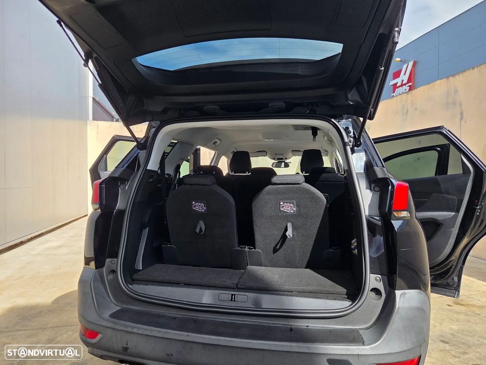 Peugeot 5008 - 21