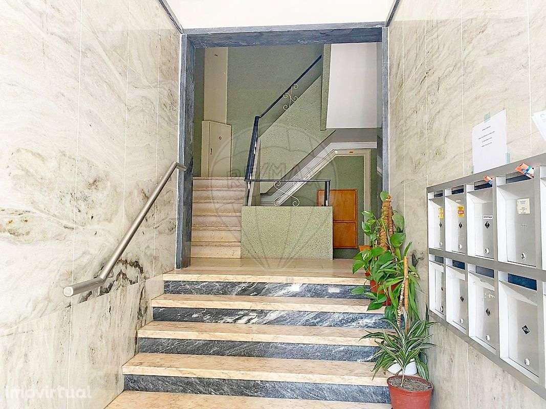 Apartamento T2 para venda - Grande imagem: 2/5