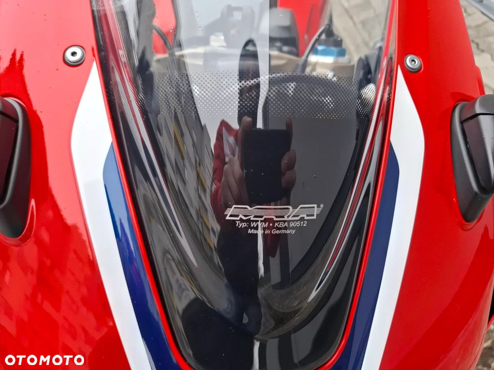 Honda CBR - 23
