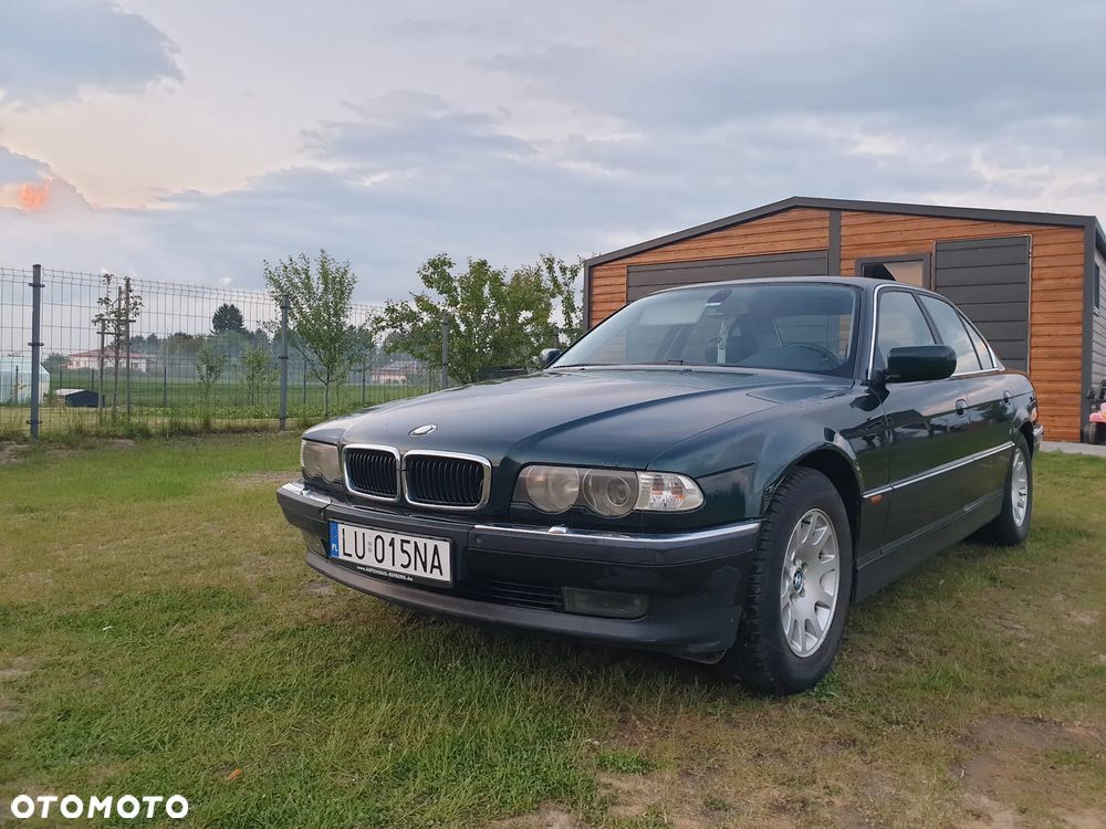 BMW Seria 7 - 7