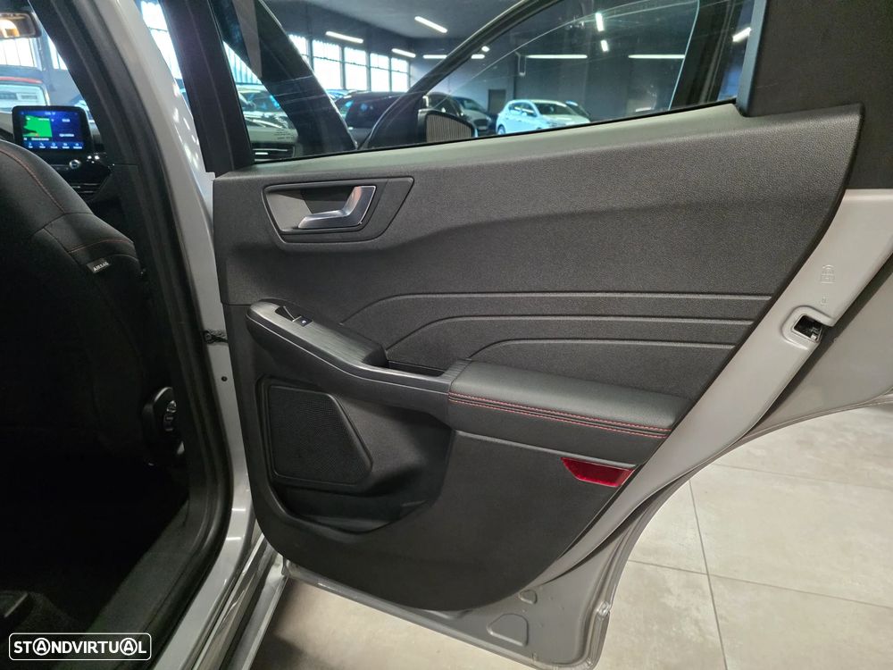 Ford Kuga 1.5 TDCi EcoBlue ST-Line Aut. - 32