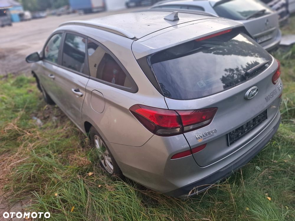 Hyundai i30 1.0 T-GDI Modern - 6