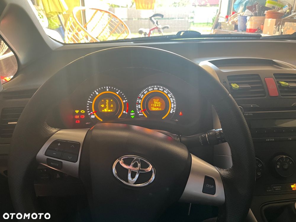 Toyota Auris 1.4 D-4D Terra - 9