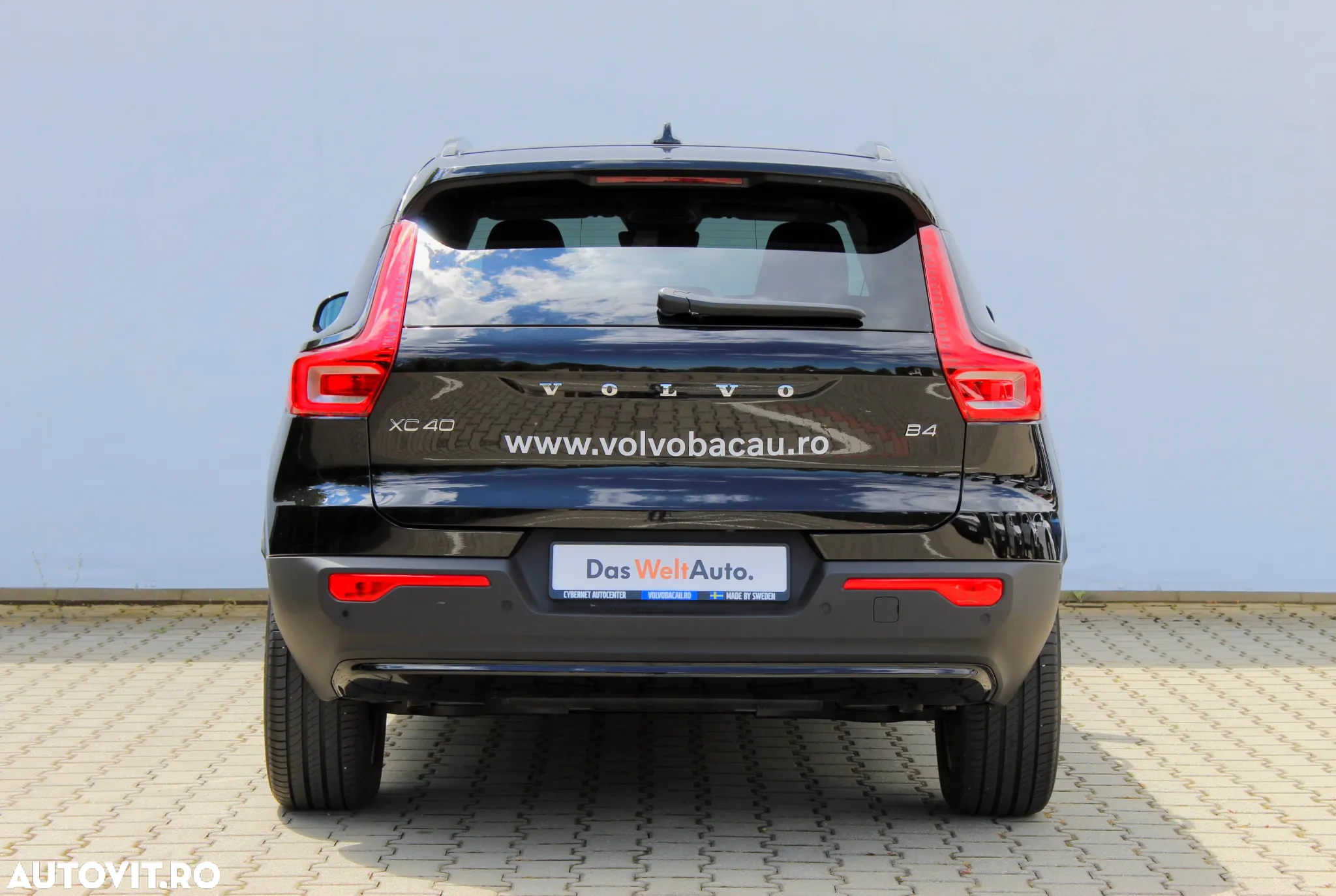 Volvo XC 40 B3 AT FWD MHEV Plus Dark - 4