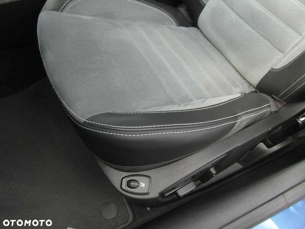 Renault Laguna 2.0 DCi FAP GT - 17