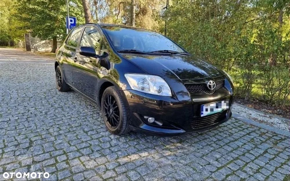 Toyota Auris 1.6 VVT-i Sol - 2