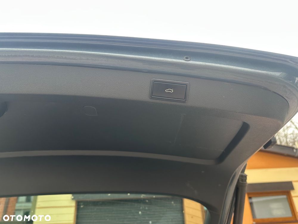 Skoda Octavia 2.0 TDI DSG Style - 8
