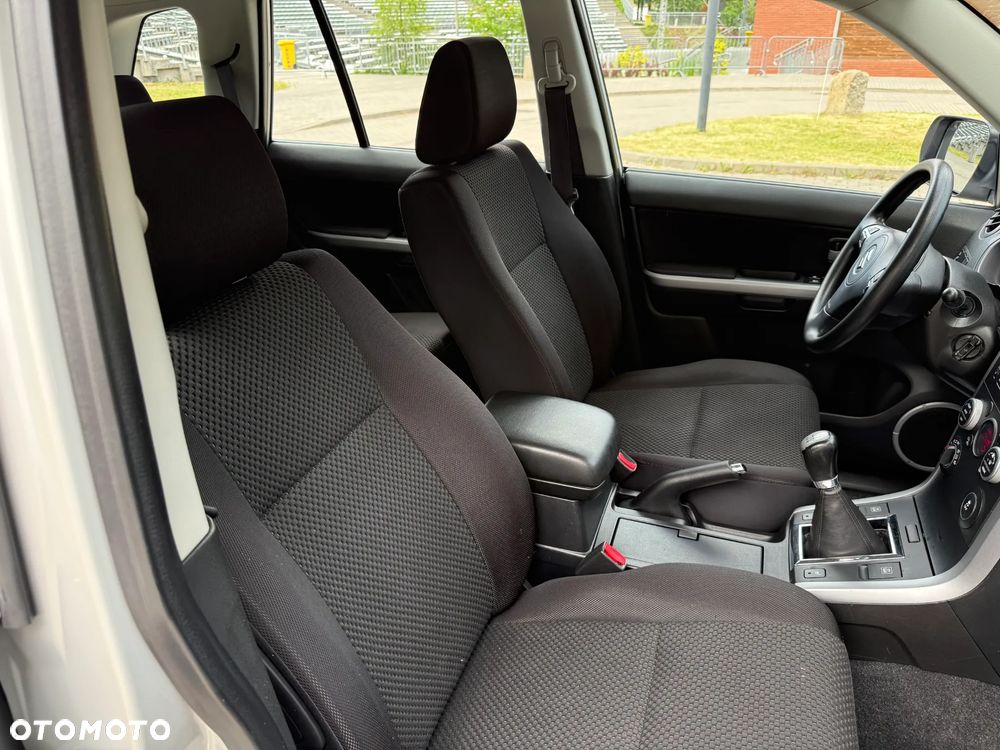 Suzuki Grand Vitara - 22