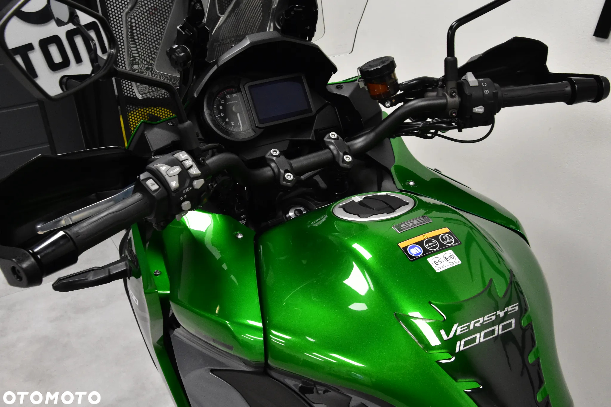 Kawasaki Versys 1000 - 16