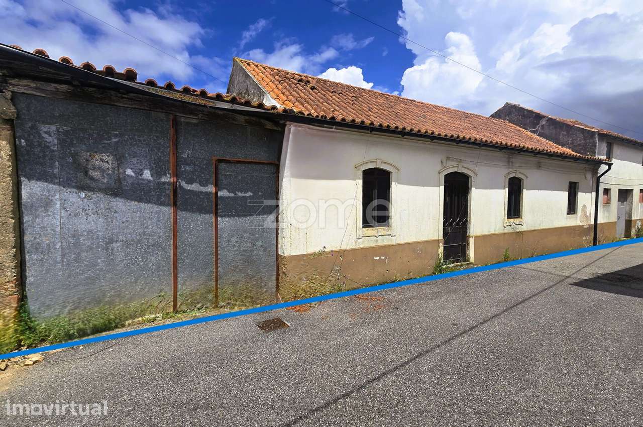 Moradia T3 com garagem, logradouro e anexos | Casalinho, Soure