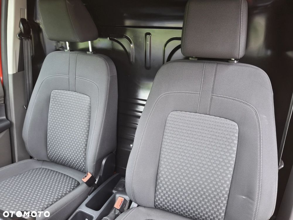 Ford TRANSIT CONNECT TREND - 33
