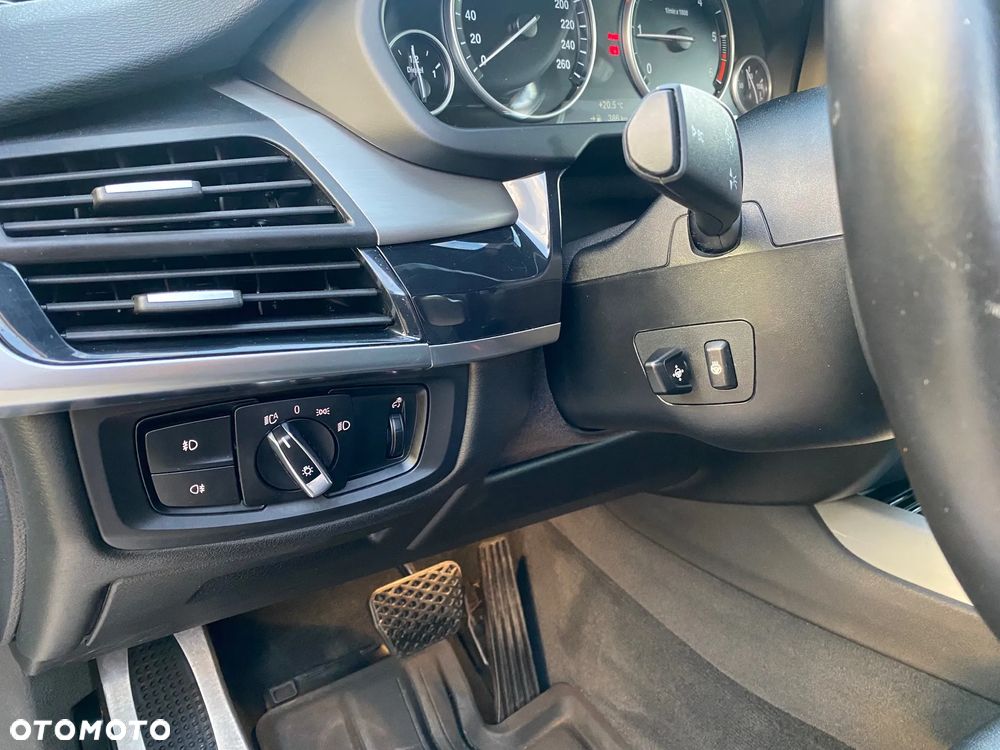 BMW X5 xDrive25d Sport-Aut - 19