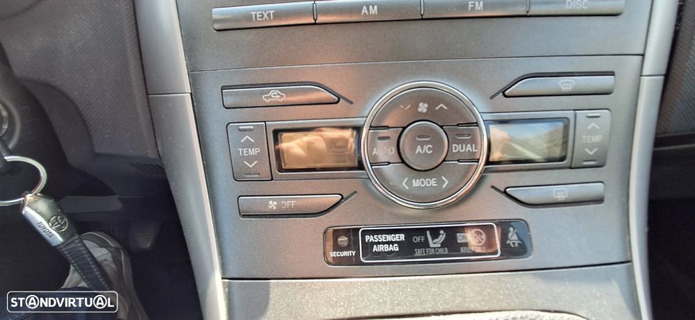 Toyota Auris 1.4 D-4D Sol - 14