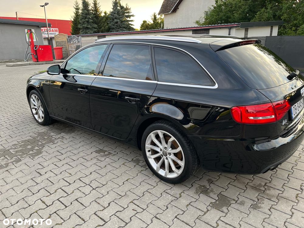 Audi A4 Avant - 33