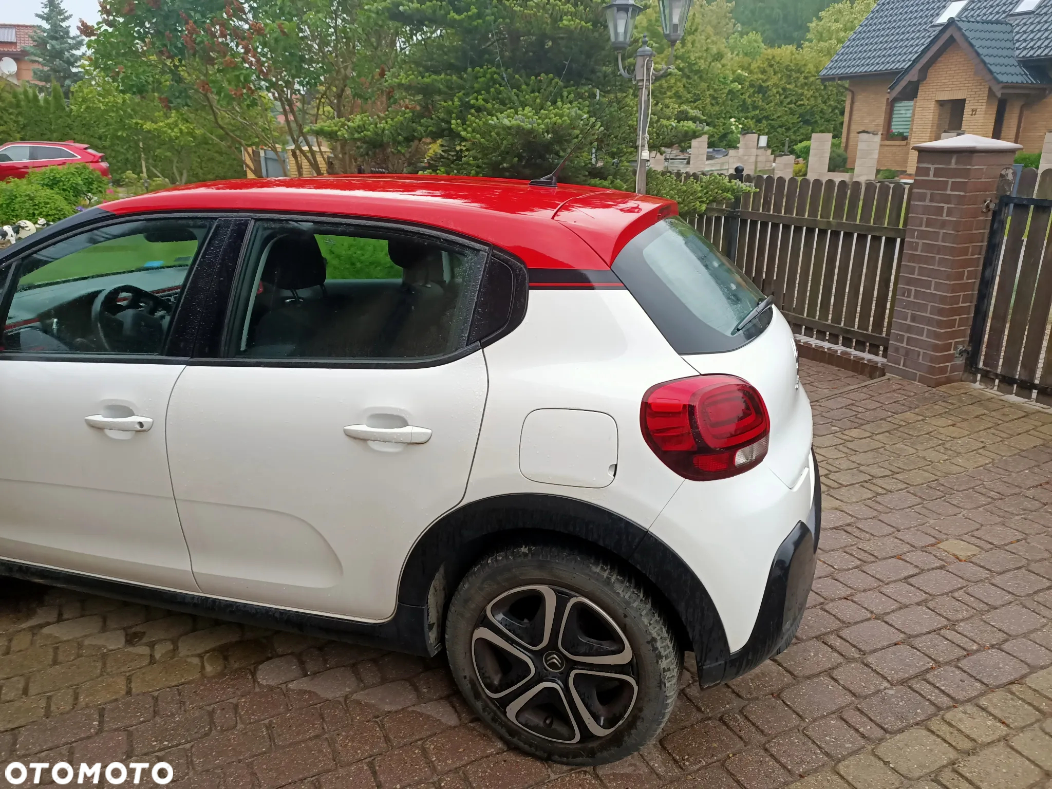 Citroën C3 1.2 PureTech Shine S&S EAT6 - 2