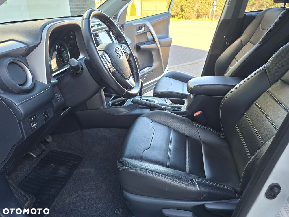 Toyota RAV4 - 34
