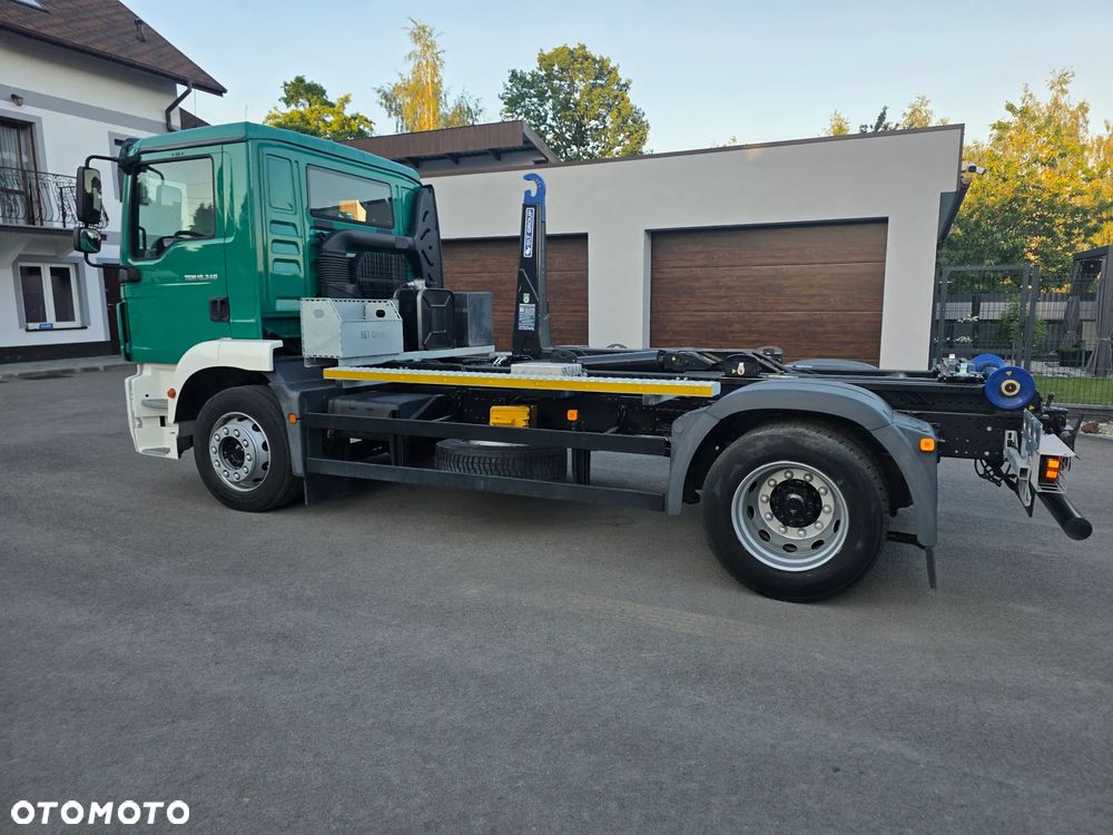 MAN TGM 18.340 urządzenie hakowe AXOR - 11