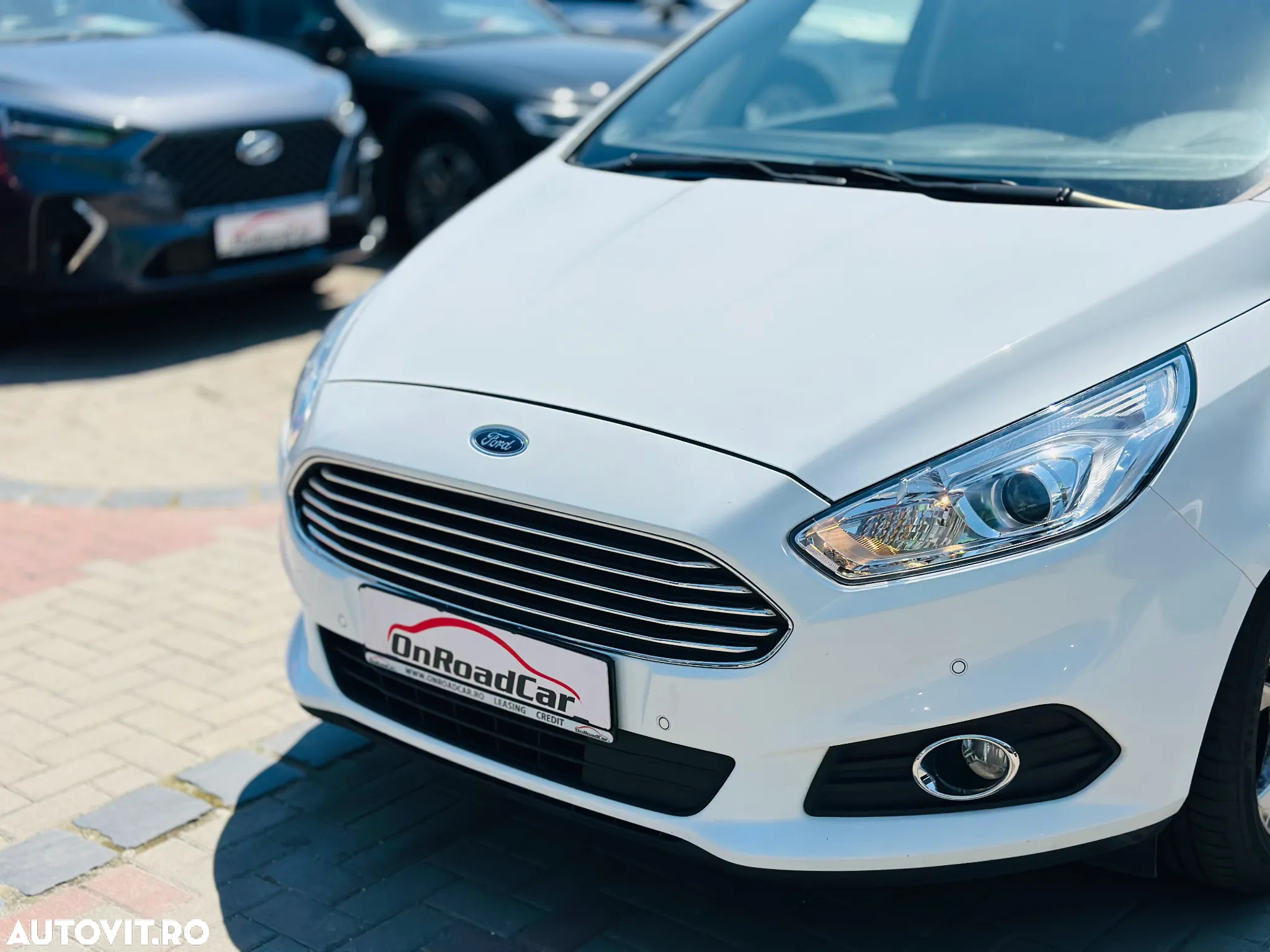 Ford S-Max 2.0 EcoBlue Allrad Aut. Business - 24