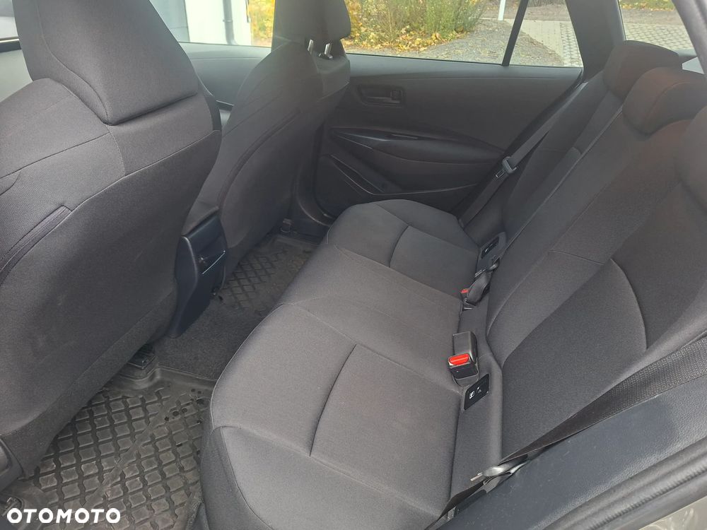 Toyota Corolla - 6