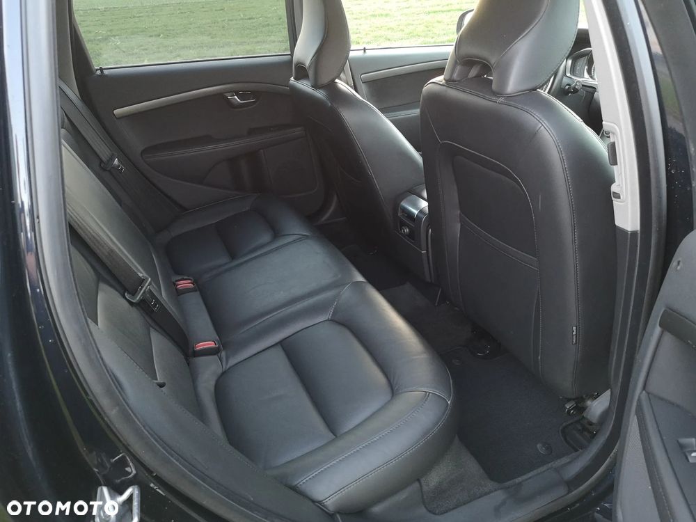 Volvo V70 D3 Geartronic Summum - 33