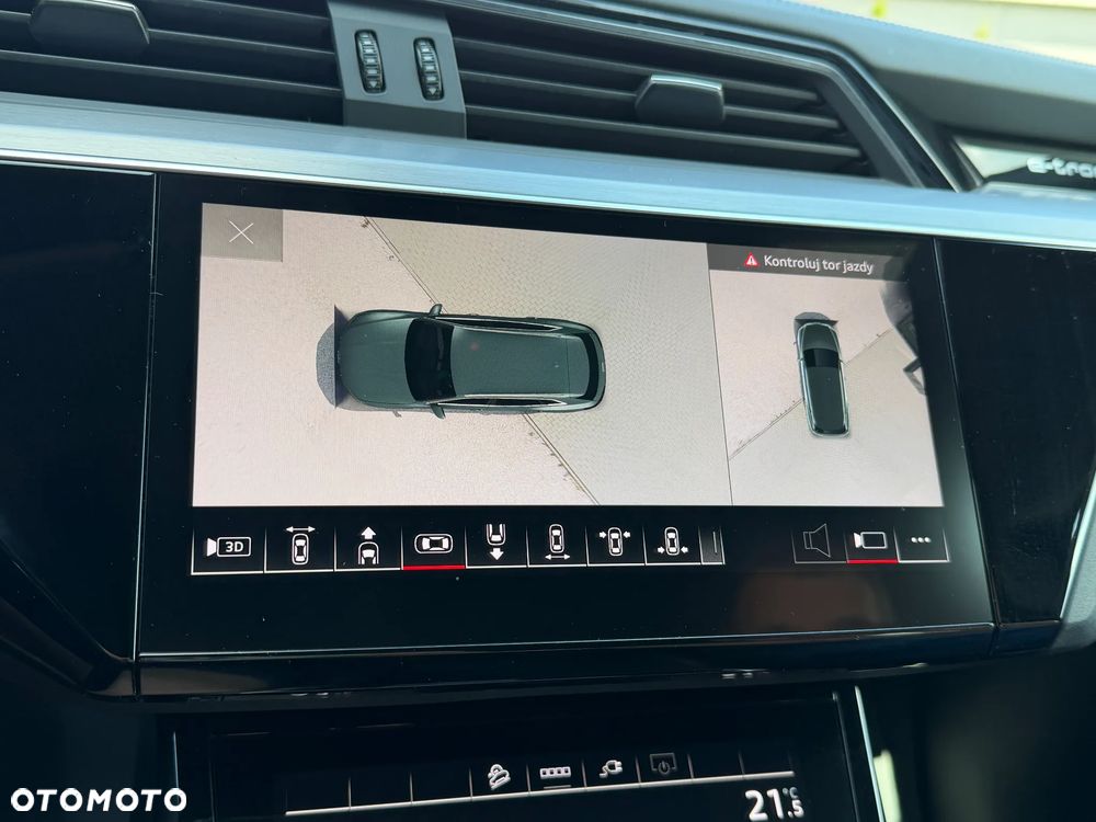 Audi e-tron - 30