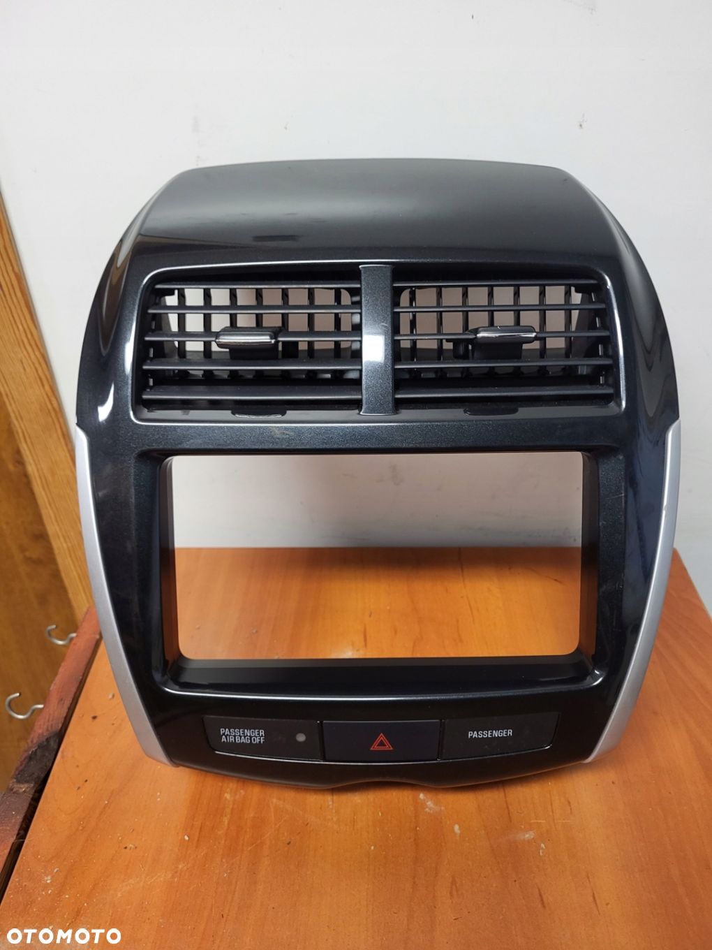 RAMKA RADIA KRATKA NAWIEWU CITROEN C4 AIRCROSS 8002A916XB - 1