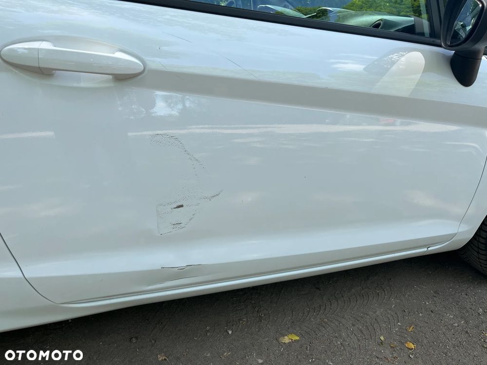 Ford Fiesta 1.4 Trend - 13