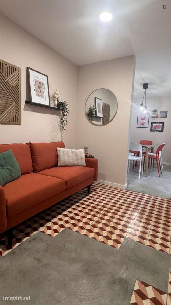 Quarto - localizado em Norton de Matos Coimbra - Grande imagem: 4/8