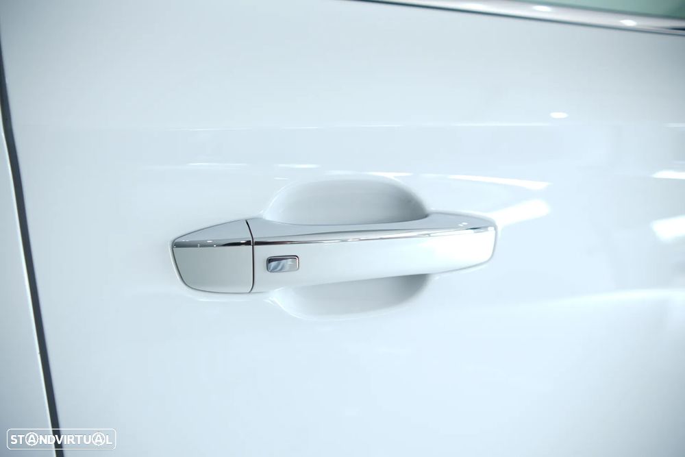 MG ZS EV 72.6 kWh Luxury - 37