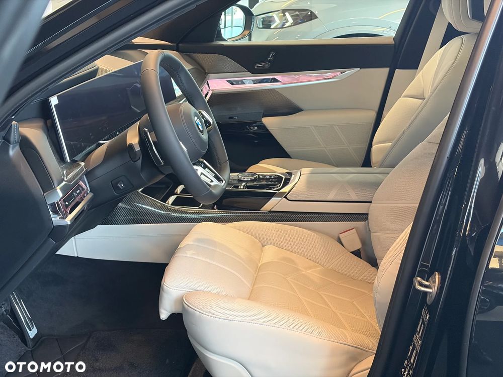 BMW Seria 7 740d xDrive mHEV M Sport sport - 17