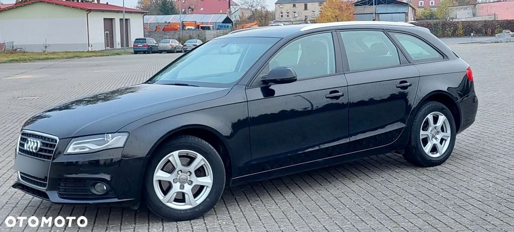 Audi A4 Avant 2.0 TDI DPF Ambiente - 10