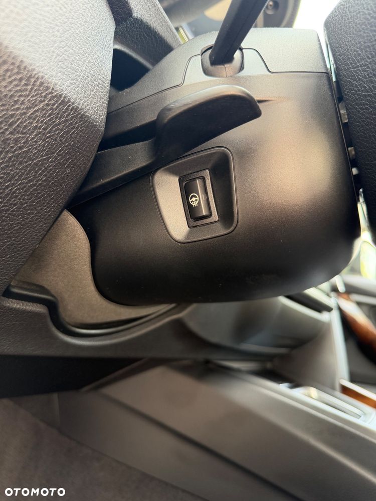 BMW Seria 3 - 16
