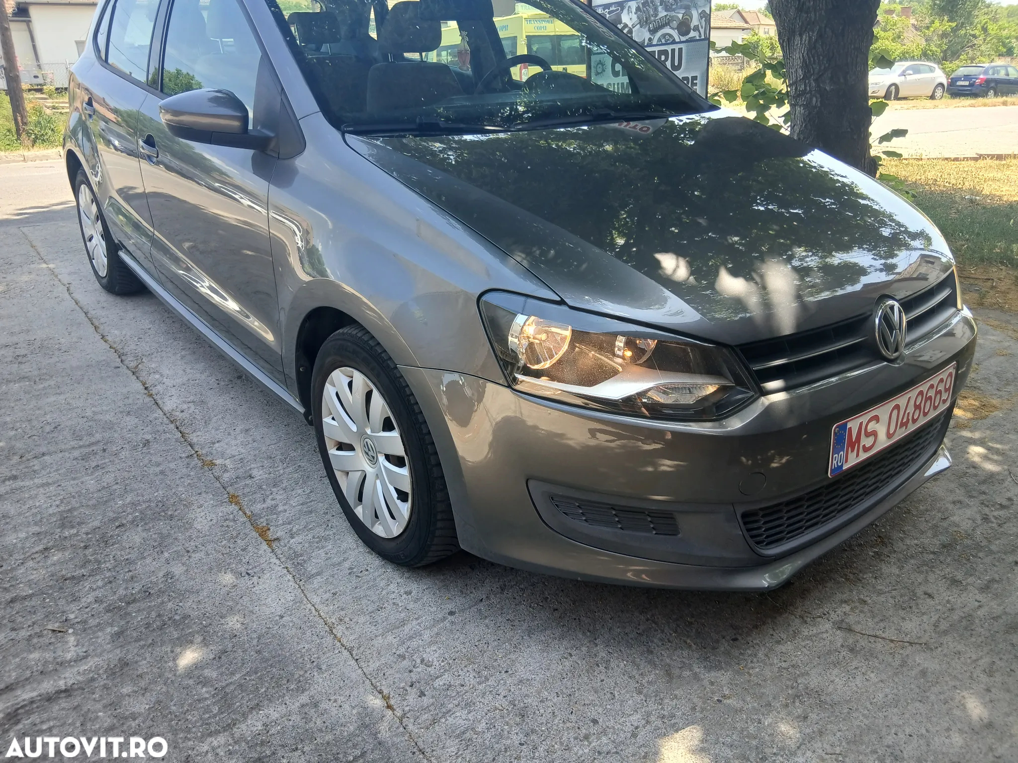 Volkswagen Polo 1.4 Attractive Aut. - 5