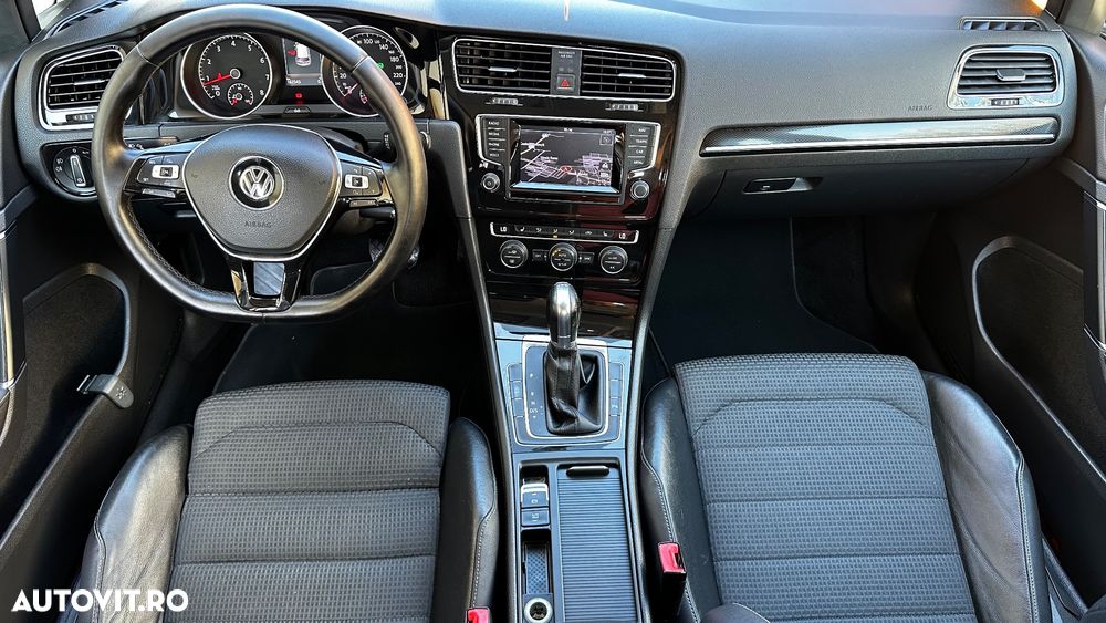 Volkswagen Golf 1.2 TSI Highline DSG BlueMotion Technology - 12