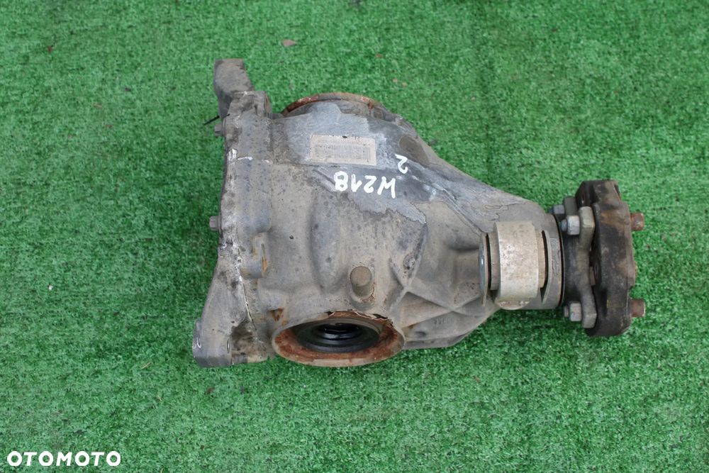 Dyferencjał dyfer grucha OE Mercedes W218 CLS 3.5 CDI 2.47 A2183500200 - 1
