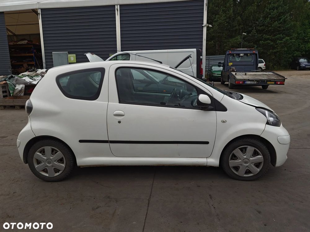 Toyota Aygo 11R 1.0 50 KW NA CZĘŚCI - 4