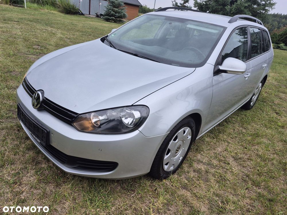 Volkswagen Golf - 22