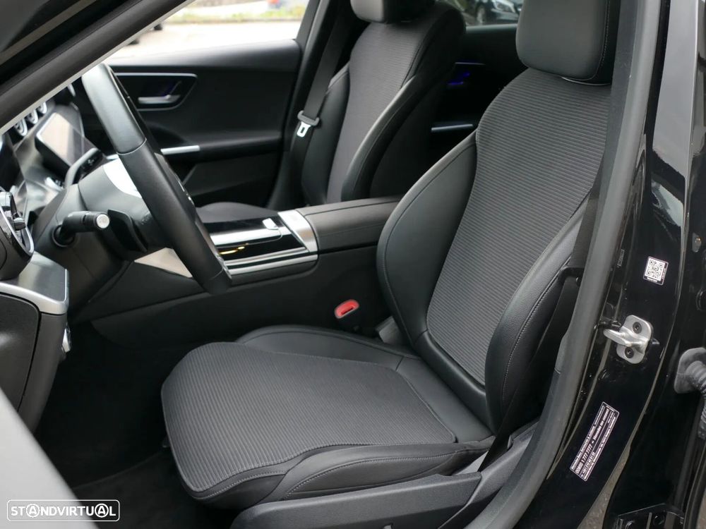 Mercedes-Benz C 300 e Avantgarde - 26