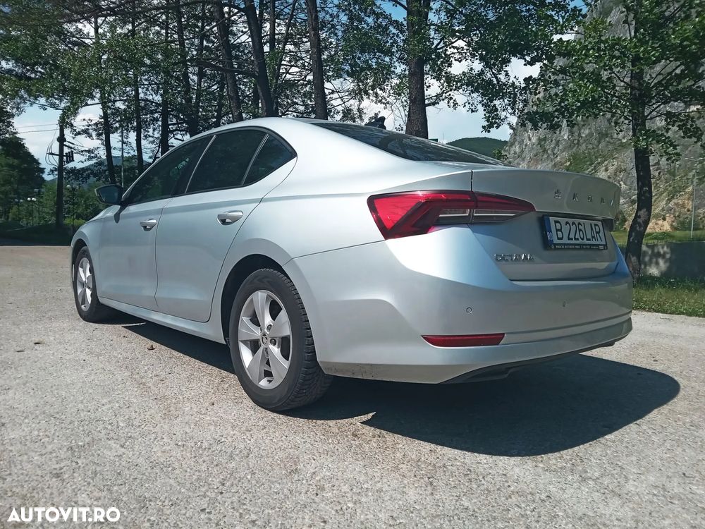 SKODA Octavia 2021 — imagine 4