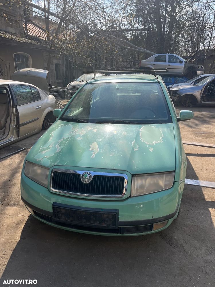 Dezmembrez Skoda Fabia 1 break verde 1,4 16v 2003 - 3