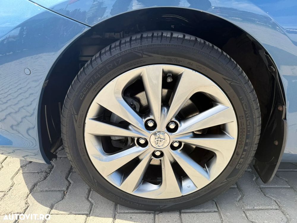 Toyota Auris - 24