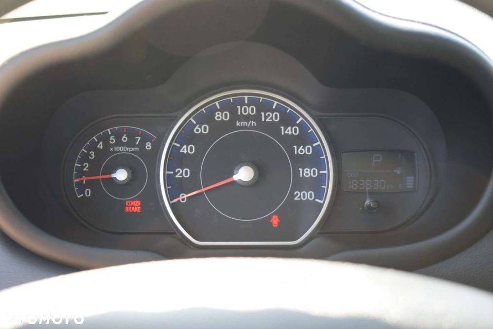 Hyundai i10 - 24