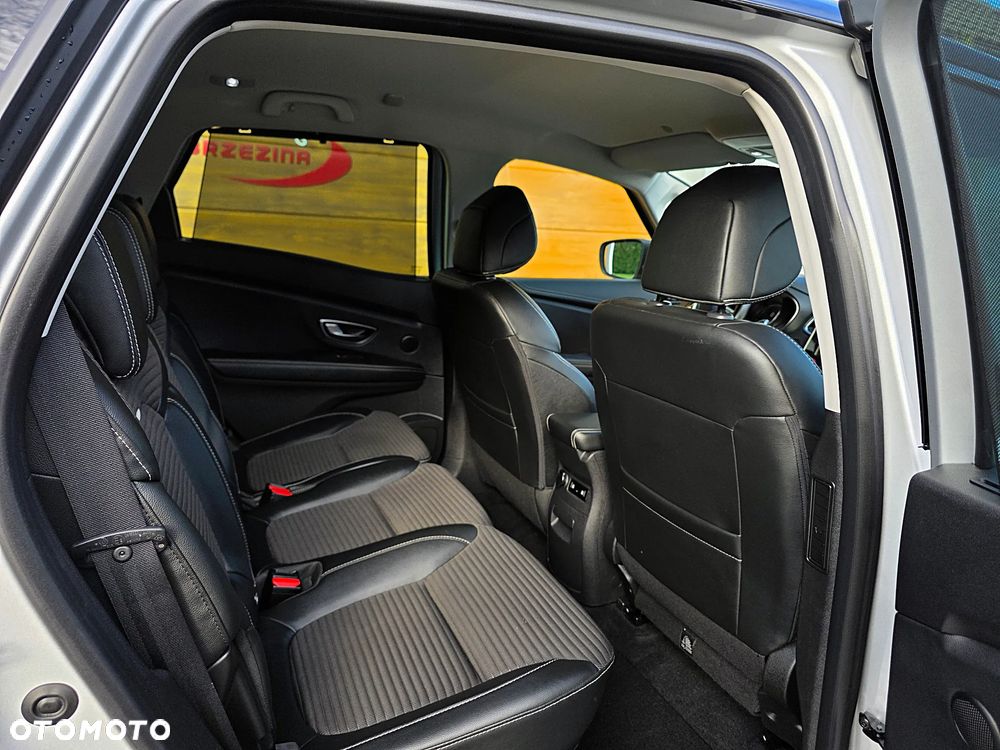 Renault Scenic TCe 140 GPF BOSE EDITION - 31