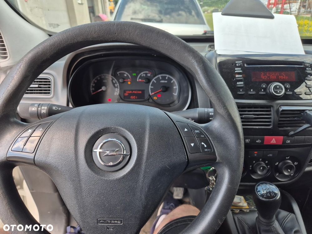 Opel Combo - 4