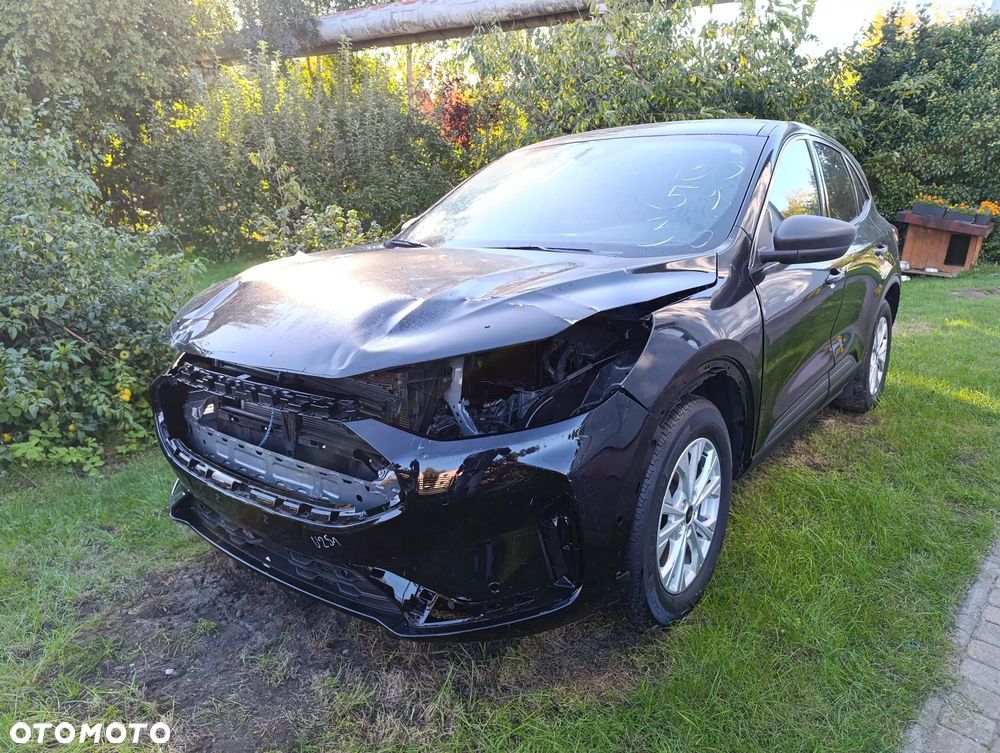 Ford Kuga 1.5 EcoBoost ACTIVE X - 2